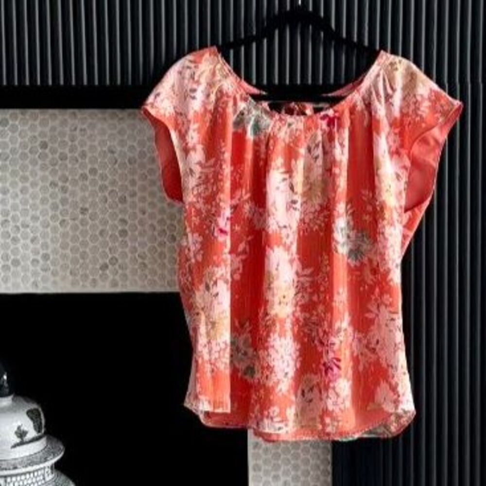 LC Lauren Conrad Coral Floral Shimmer Tie-Back Blouse Top L